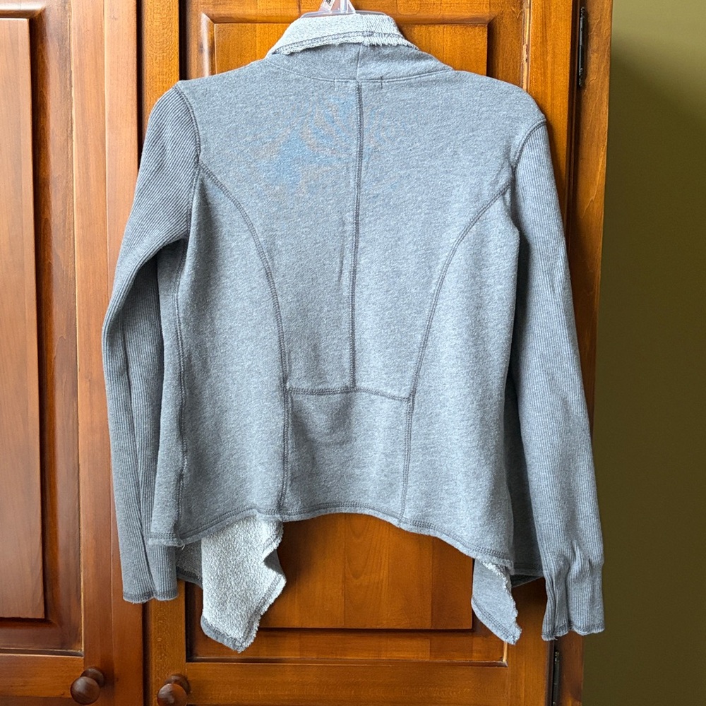 Aeropostale Heather Gray Women's Cardigan - Picture 7 of 8